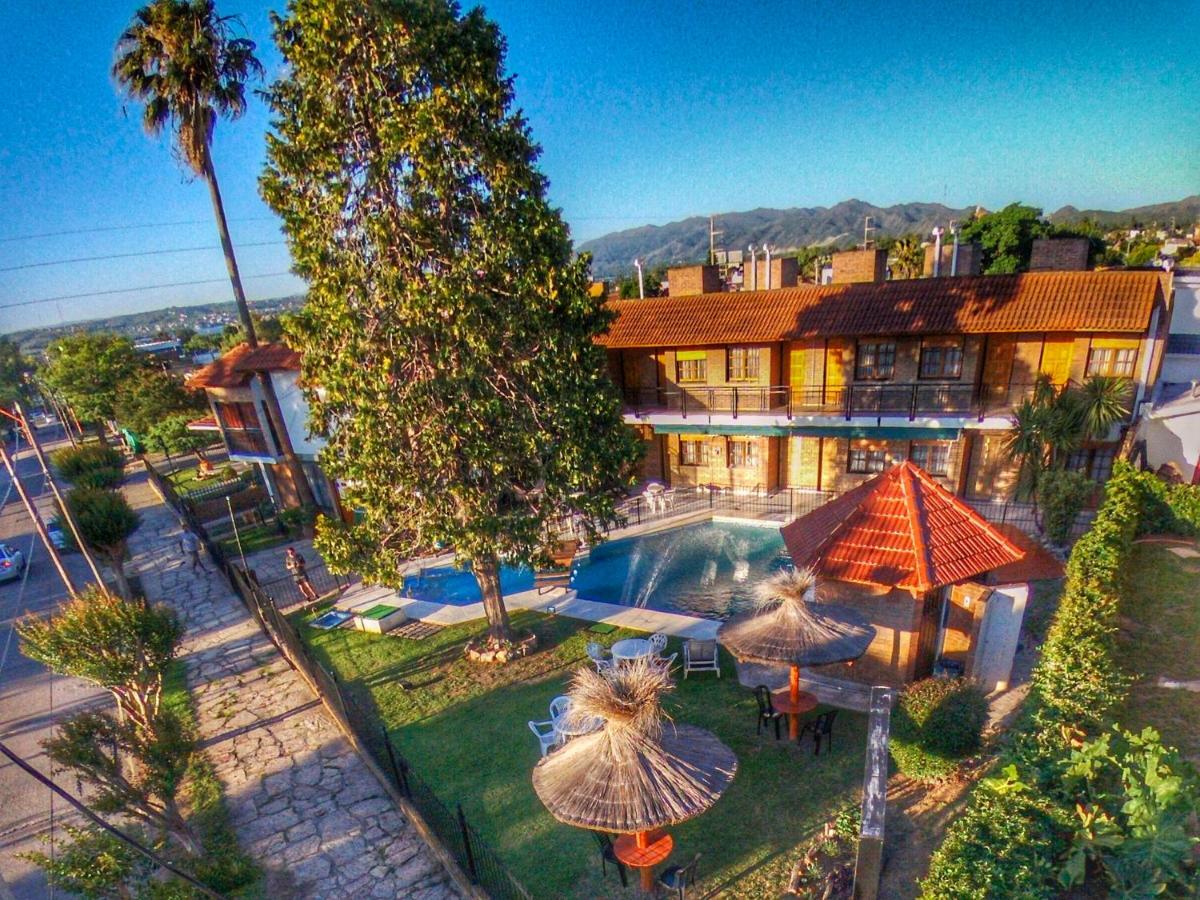 Hotel Carlos Paz Вілья-Карлос-Пас Екстер'єр фото